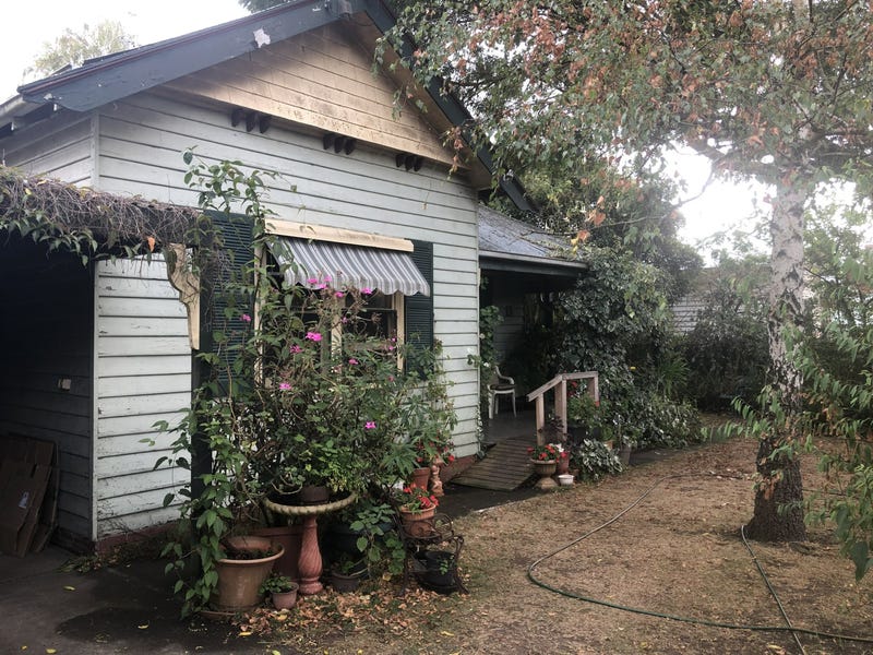 13 McLaughlin Street, Colac, Vic 3250 Property Details