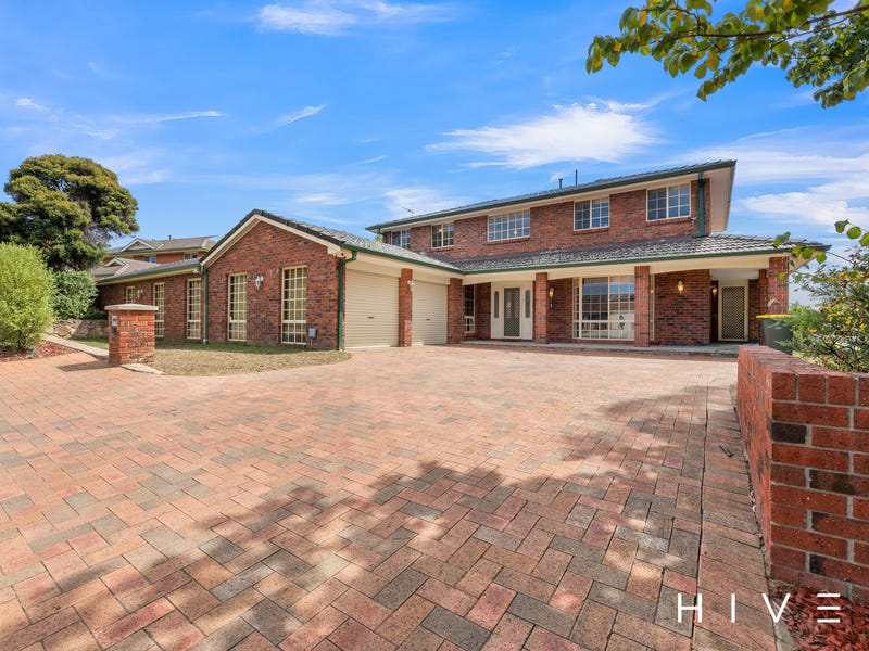 2 Bimberi Cres, Palmerston, ACT 2913