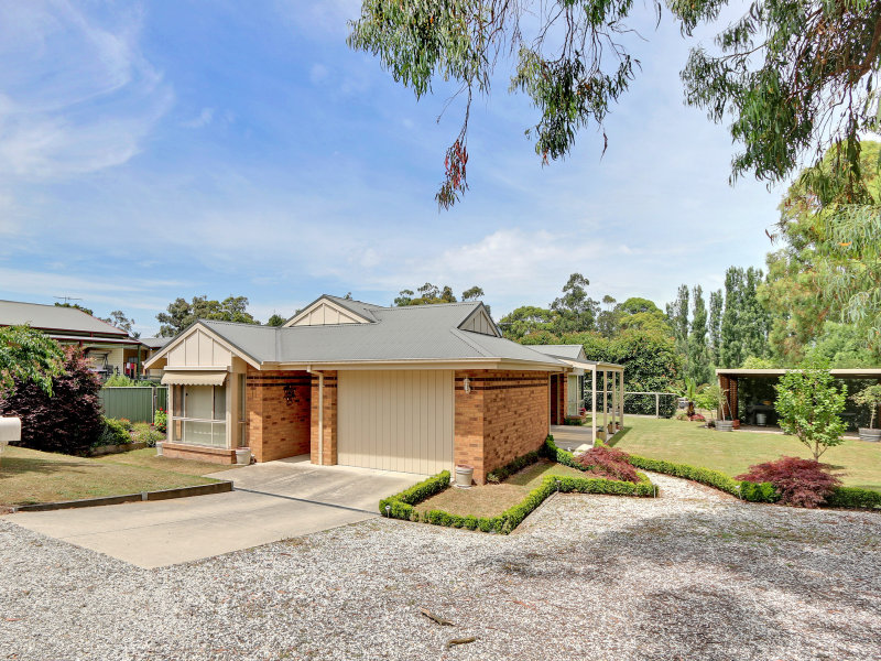 11 Wares Road, Wesburn, VIC 3799