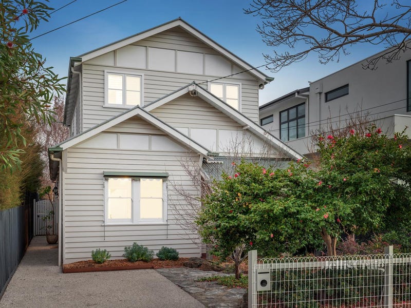 Houses for Sale in Mckinnon, VIC 3204