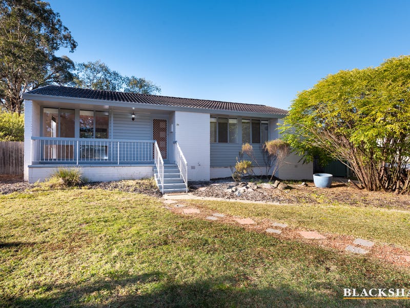 34 Baddeley Cres, Spence, ACT 2615
