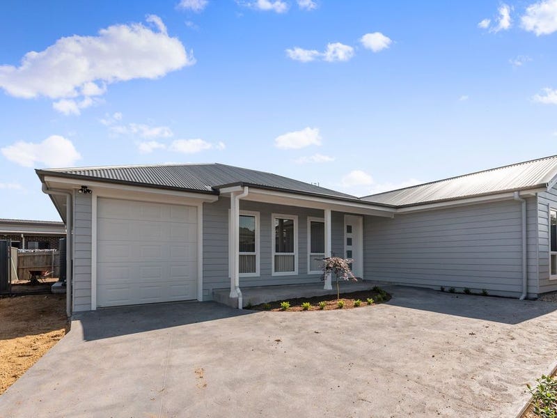 2A Ascot Drive, Currans Hill, NSW 2567