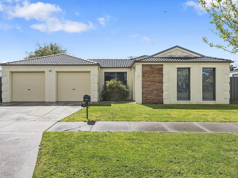 7 Alexander Avenue, Wallan, Vic 3756 - Property Details