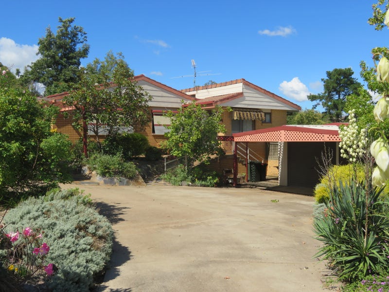 106 Hanley Street, Gundagai, NSW 2722 Property Details