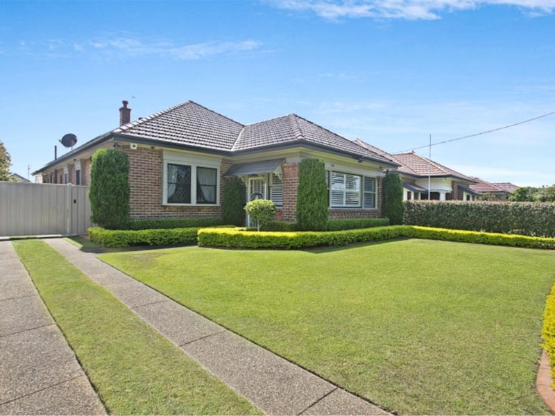 152 Parkway Avenue, Hamilton South, NSW 2303