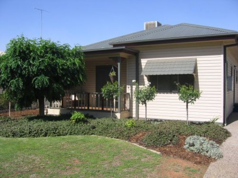 21 Maiden Avenue, Leeton, NSW 2705