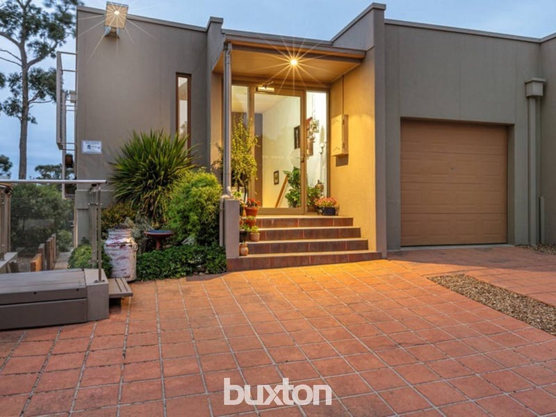 3/6 Penny Lane, Creswick, Vic 3363 Property Details