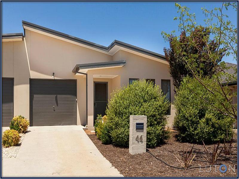 44 Dagmar Berne Street, Macgregor, ACT 2615