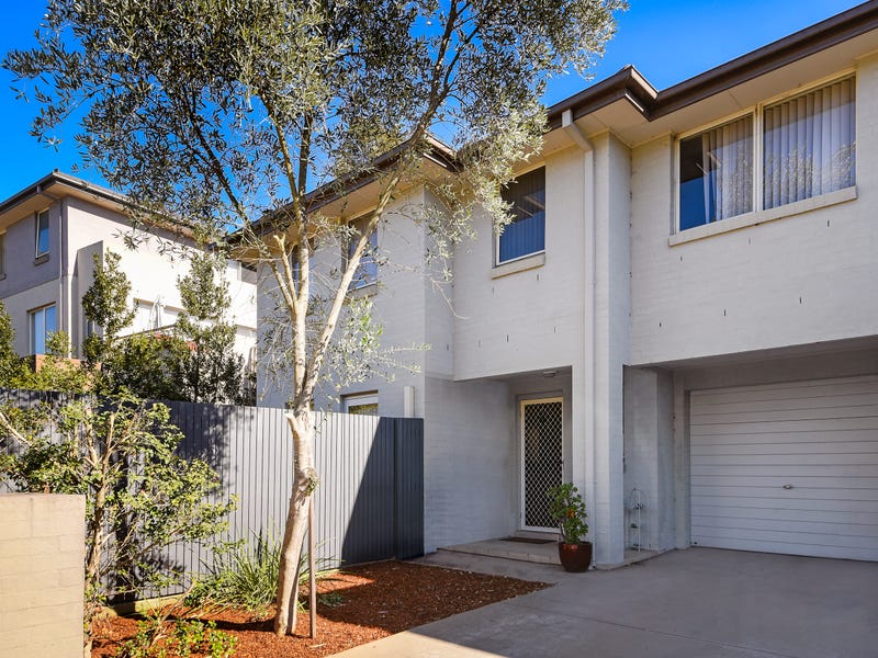 13 Wenton Road, Holsworthy, NSW 2173 Property Details