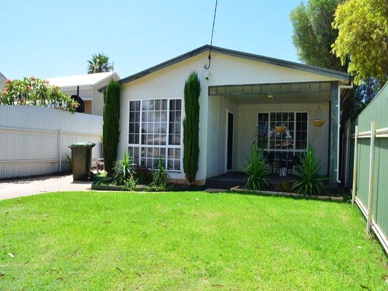 9 Bourke Street, Kalgoorlie, WA 6430 Property Details