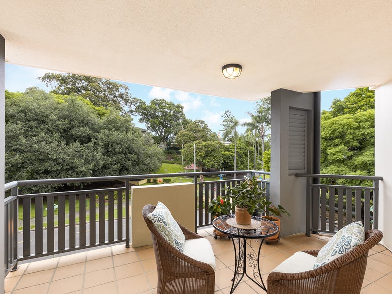 10/15 Newstead Avenue, Newstead, Qld 4006 Property Details