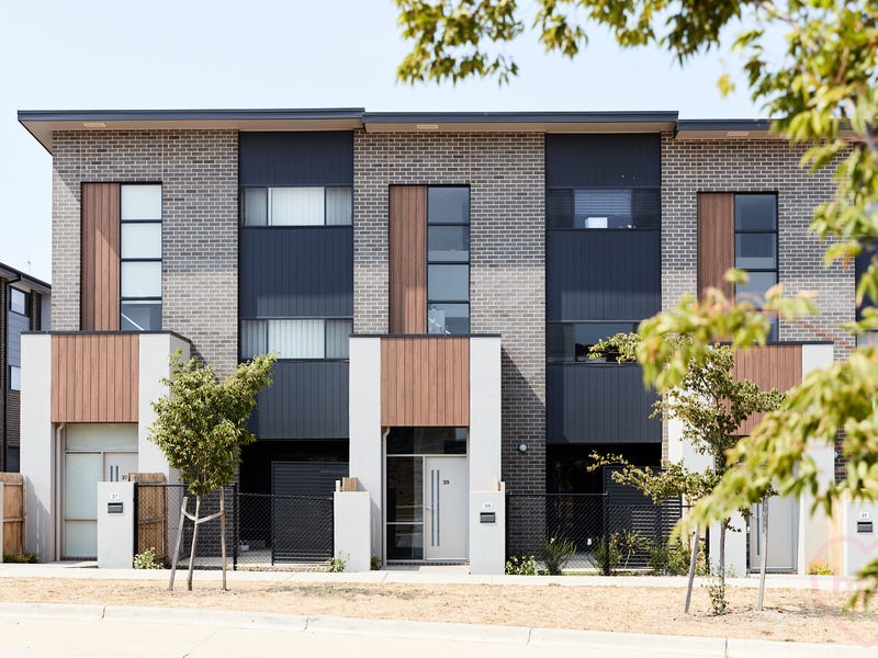 39 O'Keefe Avenue, Moncrieff, ACT 2914 Townhouse for Sale