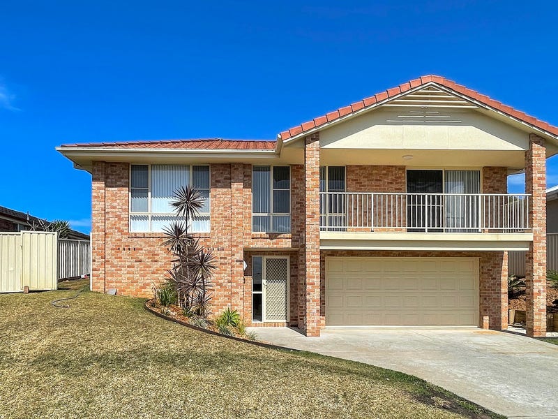 32 Rainbow Beach Drive, Bonny Hills, NSW 2445