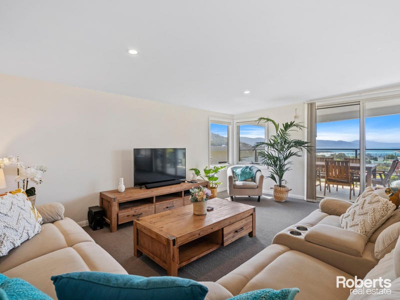 2/3 Gordon Heights, Bicheno, Tas 7215 House for Sale