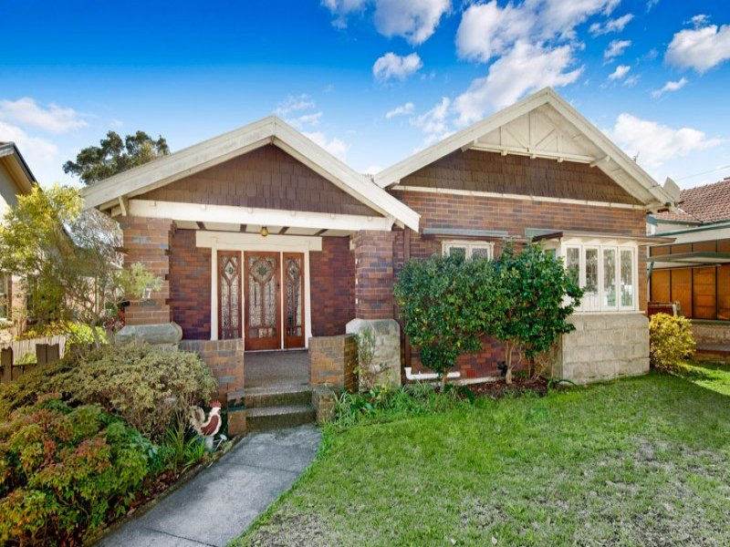 17 Harwood Avenue, Chatswood, NSW 2067 Property Details