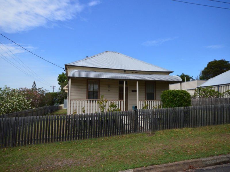 19 Cooper Street, Cessnock, NSW 2325 Property Details