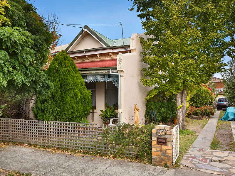 99 Beaconsfield Parade, Northcote, Vic 3070 Property Details
