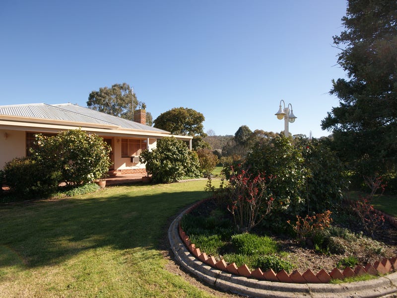 559 Moffat Street, Lavington, NSW 2641