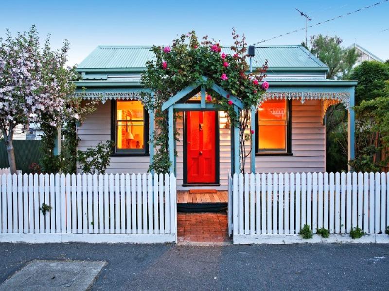 87 Waratah Street Geelong West Vic 3218 Property Details