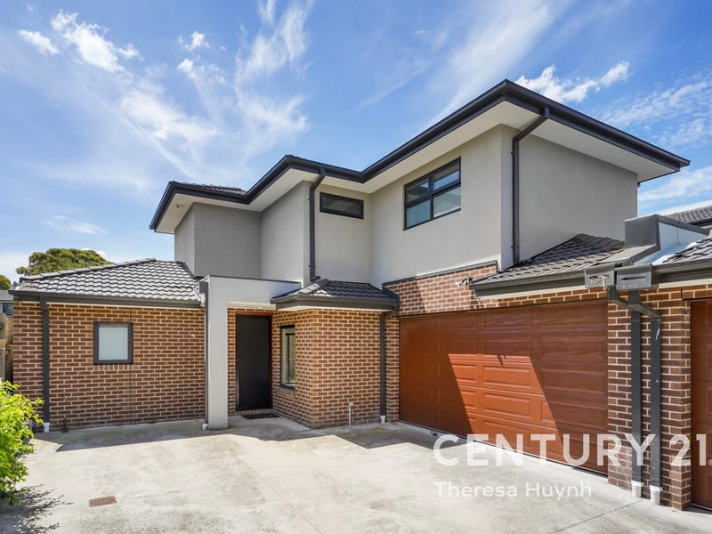 2/1 Grandview Avenue, Mulgrave, Vic 3170 Townhouse for Sale
