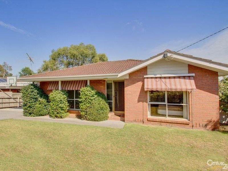 106 Clarendon Drive, Somerville, Vic 3912 Property Details