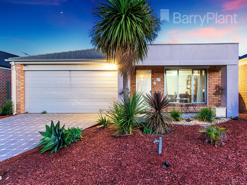 82 Pioneer Drive, Deer Park, VIC 3023