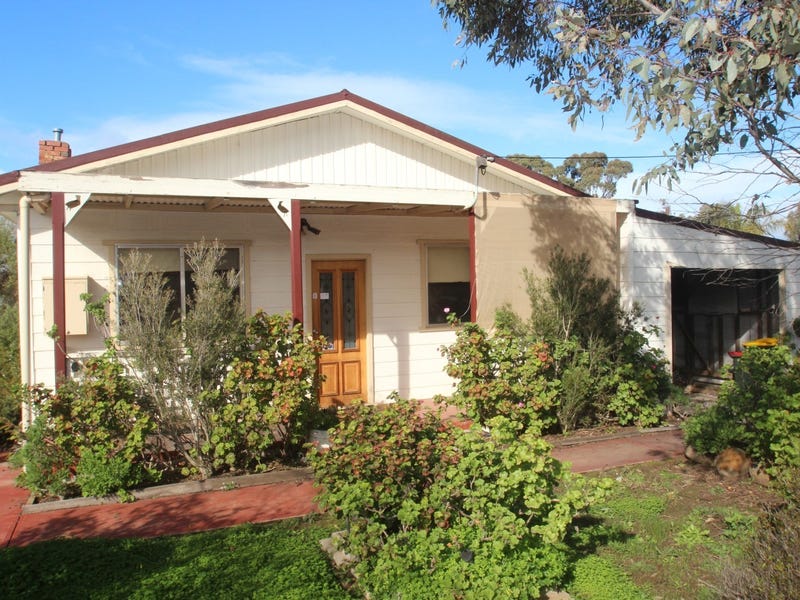 126 Railway Street, Maryborough, VIC 3465