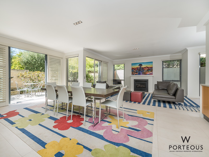 1/105 Bindaring Parade, Claremont, WA 6010 Property Details