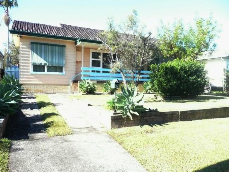 10 Bayview Crescent, Taree, NSW 2430 Property Details