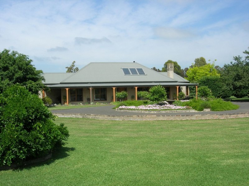 8 Swamp Road, Far Meadow, NSW 2535