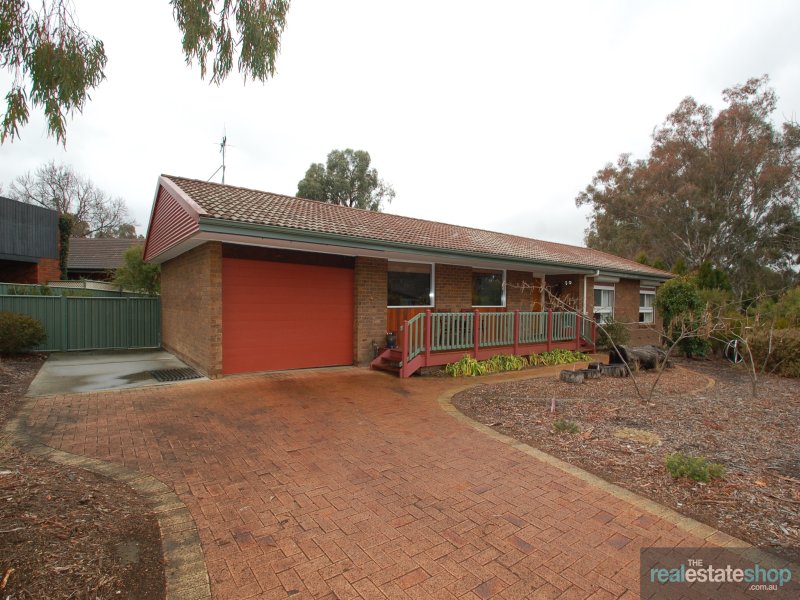 27 Bateman Street, Kambah, ACT 2902