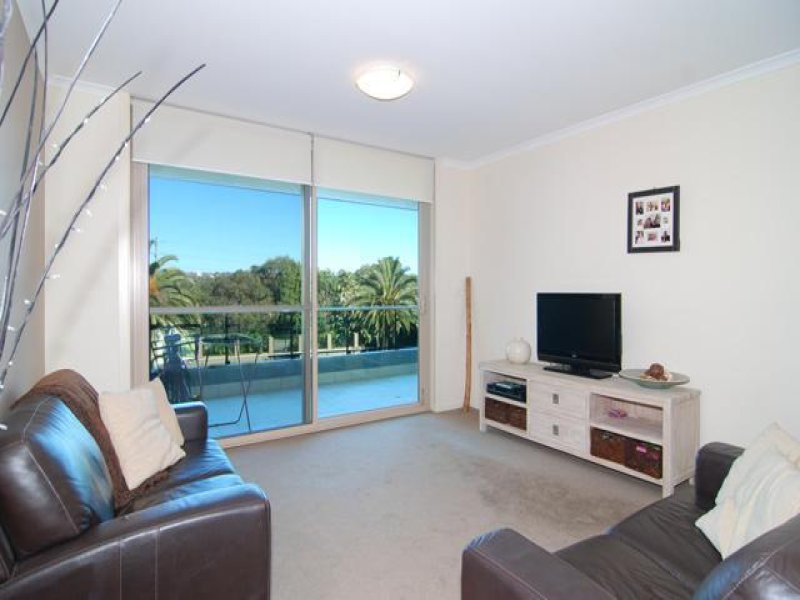 325/168 Queenscliff Road, Queenscliff, NSW 2096 - Property Details