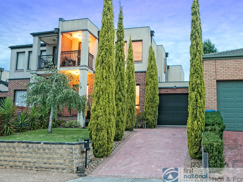 2/5 Carnation Court, Endeavour Hills, VIC 3802