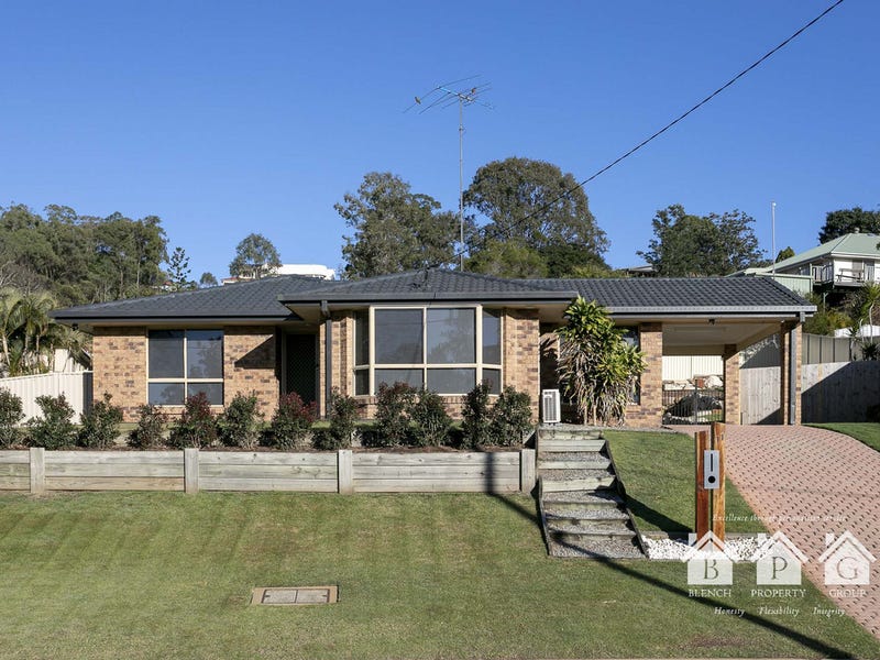 11 Duesbury Cres, Edens Landing, QLD 4207