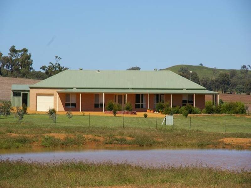 20 Kangaroo Flat Road, Cowra, NSW 2794