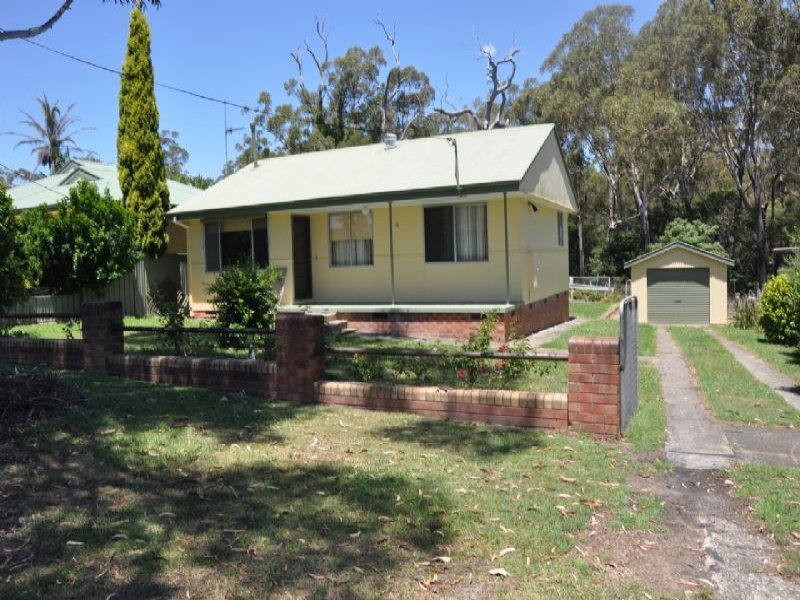 6 Spinks Avenue, Lake Conjola, NSW 2539