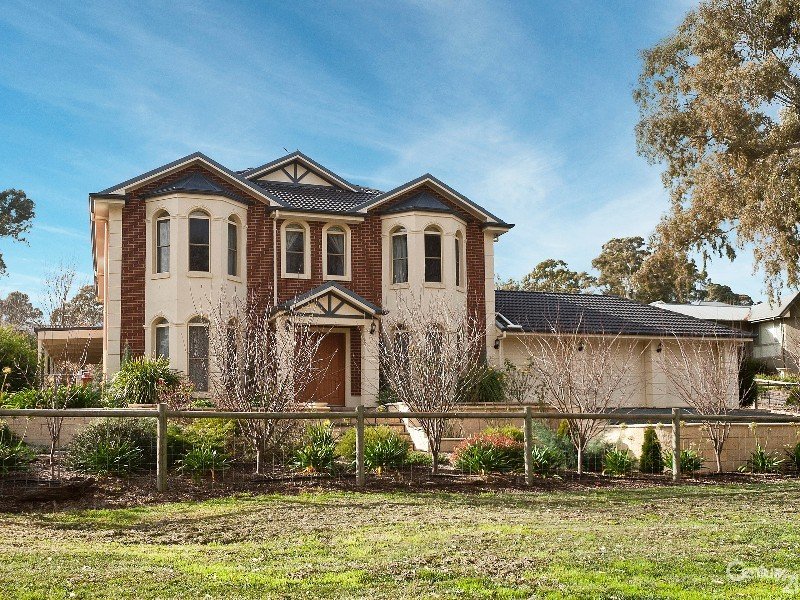 9 Fairfield Road Mount Barker SA 5251 Property Details