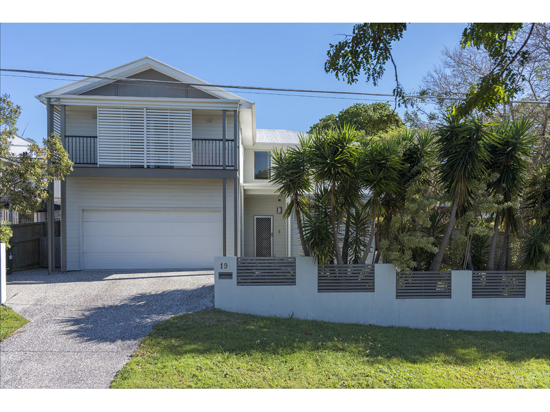 19 City View Road, Camp Hill, QLD 4152