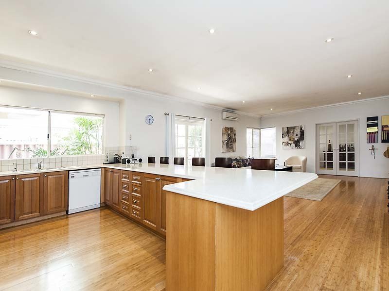 17 Eddington Road, Warwick, WA 6024 Property Details