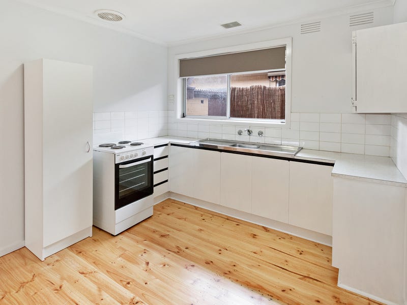 2/632 Gilbert Road, Reservoir, VIC 3073