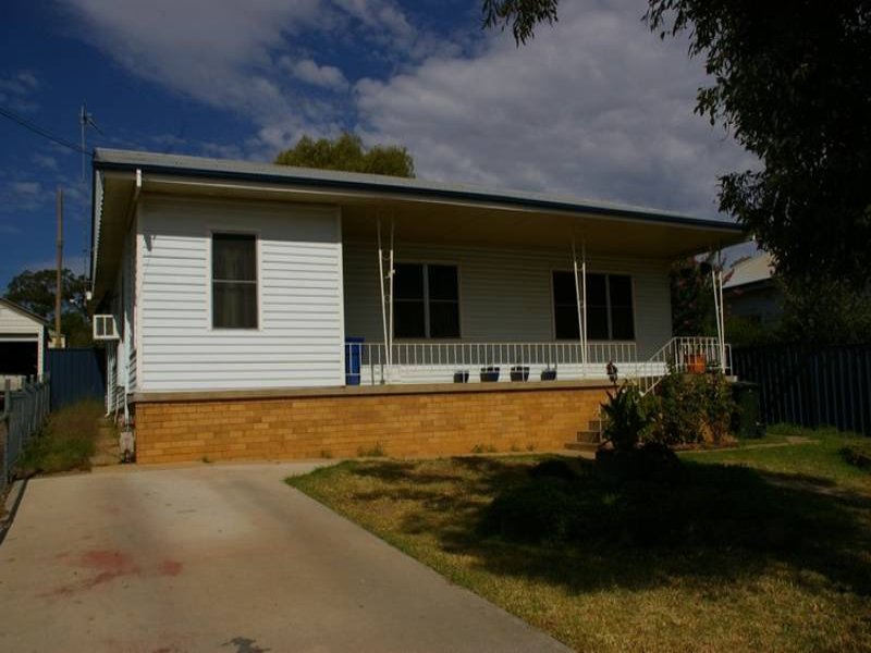 11 Nelson Street, Cowra, NSW 2794 - realestate.com.au