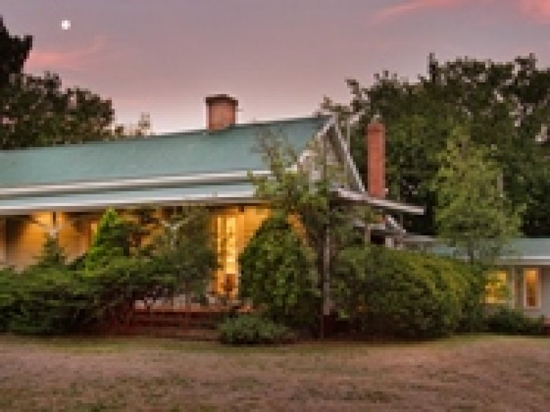 178 High Street, Woodend, Vic 3442 Property Details