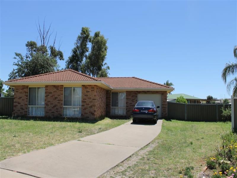 9 Gumtree Avenue, Dubbo, NSW 2830 Property Details