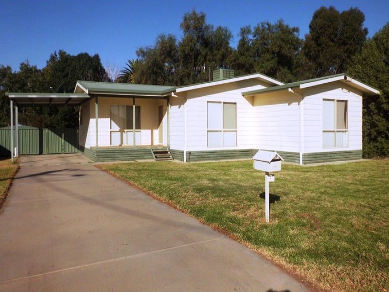 6 Banksia Court, Darlington Point, NSW 2706