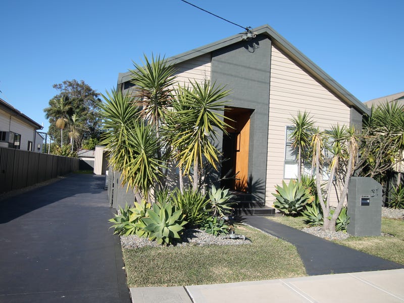 31 Chatham Road, Hamilton North, NSW 2292