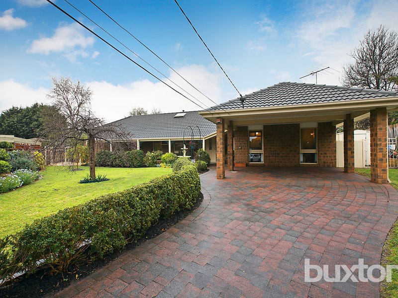 9 Cormorant Place, Dingley Village, VIC 3172
