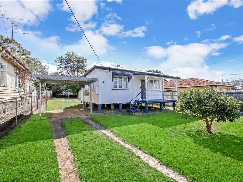 6 Jamieson Street, Redcliffe, Qld 4020 Property Details