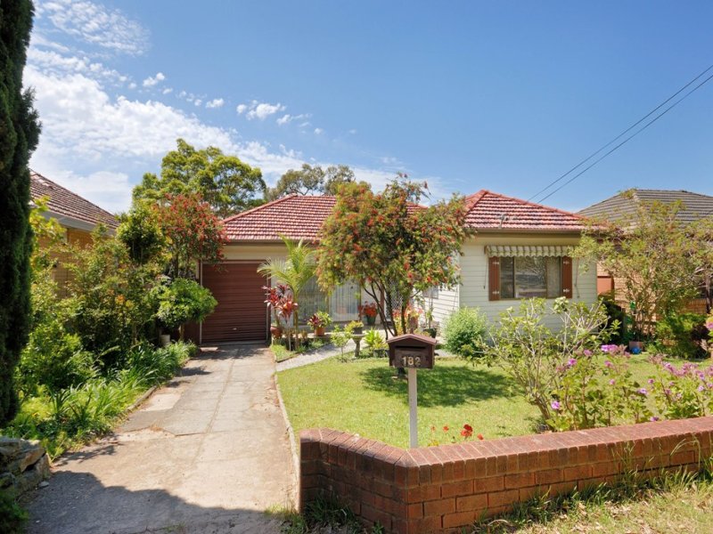 182 Kiora Road, Yowie Bay, NSW 2228