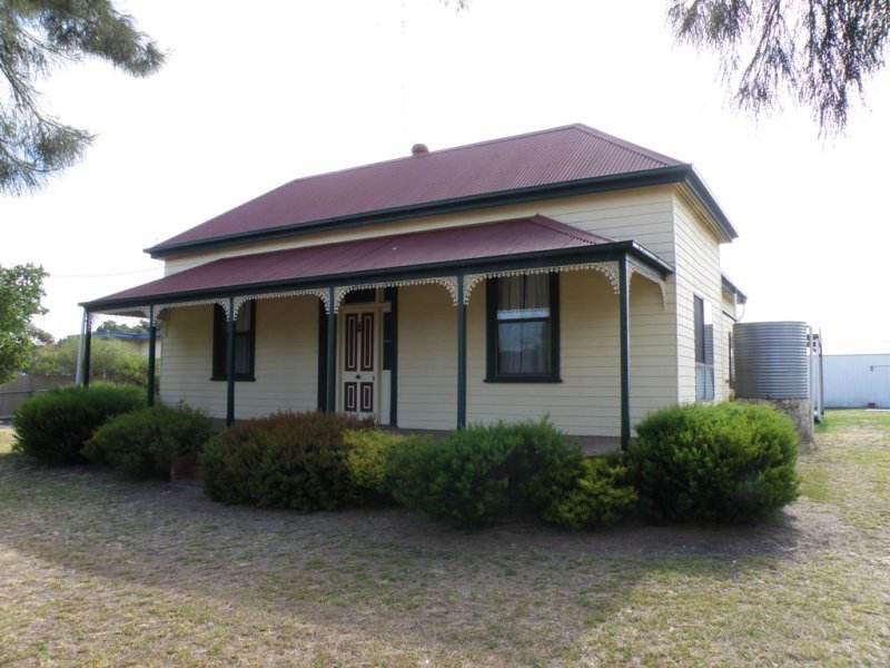 39 Caves Road, Naracoorte, SA 5271 Property Details