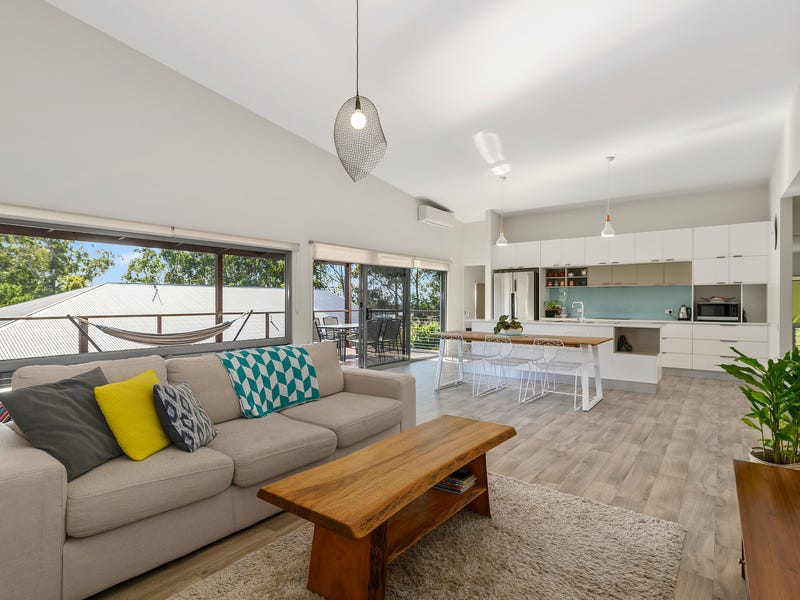 11 Safety Beach Drive, Safety Beach, NSW 2456